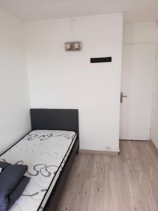 Appartement T4 Ruan Exterior foto